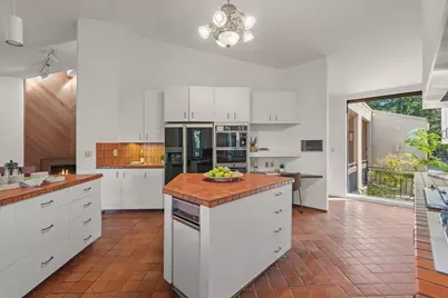 16655 Oak View Cir, Morgan Hill, CA 95037 - Photo 11