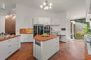 16655 Oak View Cir, Morgan Hill, CA 95037 - Photo 11