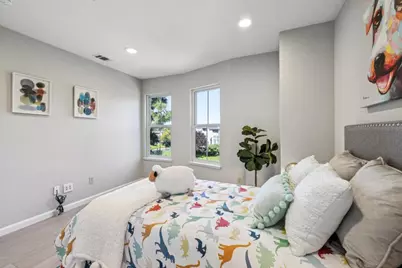 1107 Outrigger Ln, Foster City, CA 94404 - Photo 51