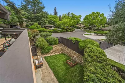 496 Golfview Dr, San Jose, CA 95127 - Photo 33