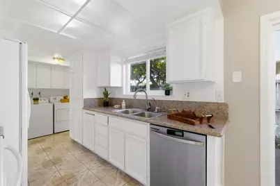 32060 Paloma Ct, Union City, CA 94587 - Photo 9