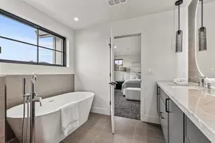 587 Creekside Ct, Half Moon Bay, CA 94019 - Photo 33