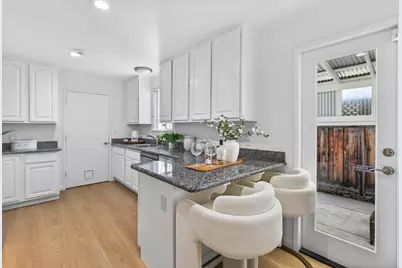 5142 Bela Dr, San Jose, CA 95129 - Photo 9