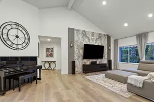 5979 Starwood Dr, San Jose, CA 95120 - Photo 11