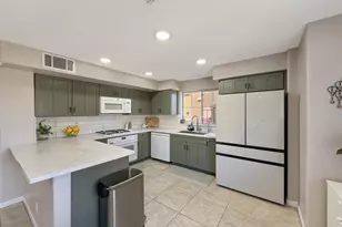 3224 Vinifera Dr, San Jose, CA 95135 - Photo 17