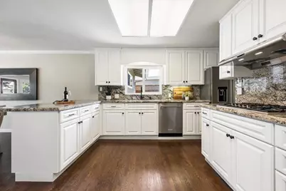 2315 Holland St, San Mateo, CA 94403 - Photo 13