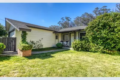 331 San Carlos Ave, El Granada, CA 94018 - Photo 1