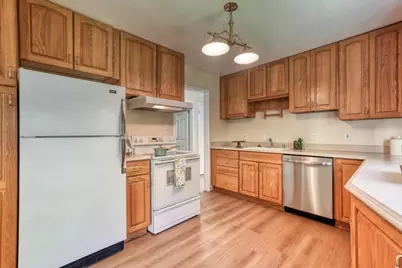 331 San Carlos Ave, El Granada, CA 94018 - Photo 17