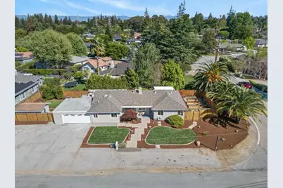 2169 Yorkshire Way, Mountain View, CA 94040 - Photo 3