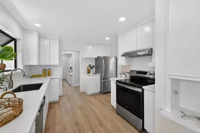 2169 Yorkshire Way, Mountain View, CA 94040 - Photo 9