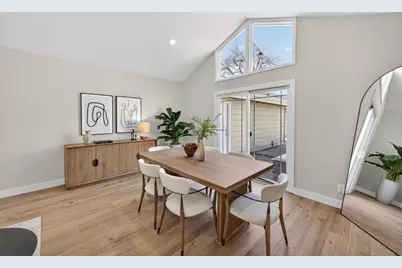 2169 Yorkshire Way, Mountain View, CA 94040 - Photo 17