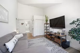 1355 Sonnys Way, Hollister, CA 95023 - Photo 21