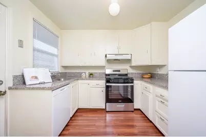 2704 Louis Rd, Palo Alto, CA 94303 - Photo 13