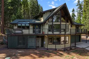 523 Peninsula Dr, Lake Almanor, CA 96137 - Photo 3