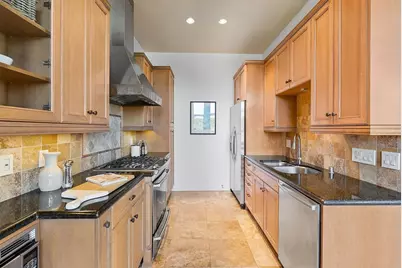 2390 Hyde St 1A, San Francisco, CA 94109 - Photo 17