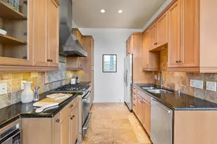 2390 Hyde St 1A, San Francisco, CA 94109 - Photo 17