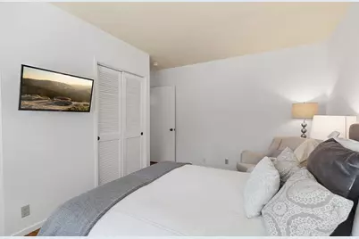 2390 Hyde St 1A, San Francisco, CA 94109 - Photo 31