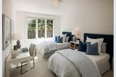 384 Hawthorne Ave, Los Altos, CA 94022 - Photo 17