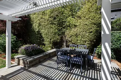 384 Hawthorne Ave, Los Altos, CA 94022 - Photo 25