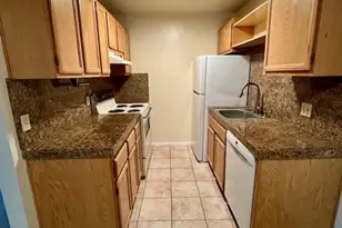 415 Piccadilly Pl 2, San Bruno, CA 94066 - Photo 1