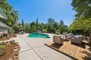 140 University Ave, Los Altos, CA 94022 - Photo 23