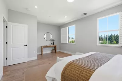 560 Saint Remi Ter 1, Sunnyvale, CA 94085 - Photo 15