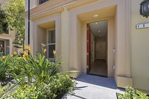 560 Saint Remi Ter 1, Sunnyvale, CA 94085 - Photo 3