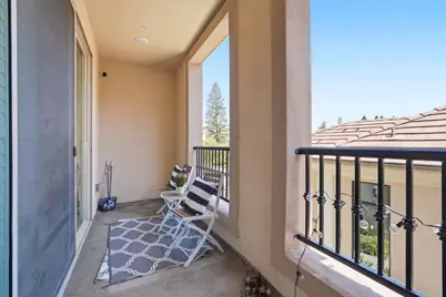560 Saint Remi Ter 1, Sunnyvale, CA 94085 - Photo 33