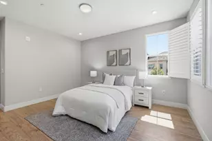 560 Saint Remi Ter 1, Sunnyvale, CA 94085 - Photo 19