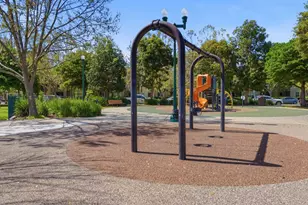 950 Mouton Cir, East Palo Alto, CA 94303 - Photo 37