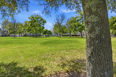 950 Mouton Cir, East Palo Alto, CA 94303 - Photo 37