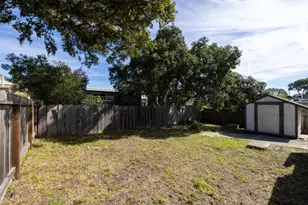 662 Oak St, Monterey, CA 93940 - Photo 27