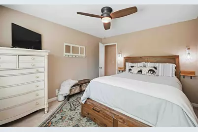 8400 Delta Dr, Gilroy, CA 95020 - Photo 21