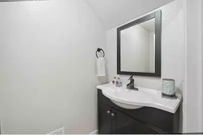 8400 Delta Dr, Gilroy, CA 95020 - Photo 11