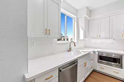 947 Woodside, Redwood City, CA 94061 - Photo 11