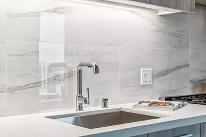 188 W Saint James St 11817, San Jose, CA 95110 - Photo 9