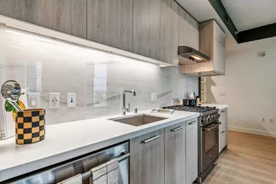 188 W Saint James St 11817, San Jose, CA 95110 - Photo 7