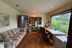 1407 Carlton Rd, Hillsborough, CA 94010 - Photo 13