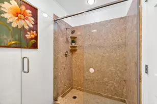 9 Cove Ln, Redwood City, CA 94065 - Photo 17