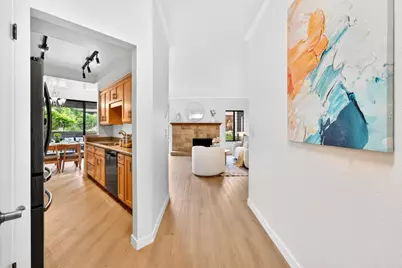 9 Cove Ln, Redwood City, CA 94065 - Photo 9