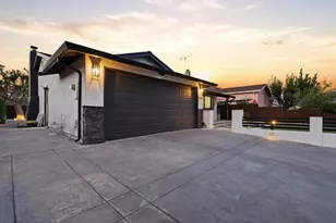 1497 Meadow Glen Way, San Jose, CA 95121 - Photo 3