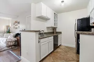 1195 Yarwood Ct, San Jose, CA 95128 - Photo 19