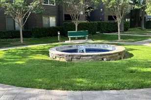 1195 Yarwood Ct, San Jose, CA 95128 - Photo 33