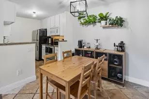 1195 Yarwood Ct, San Jose, CA 95128 - Photo 13