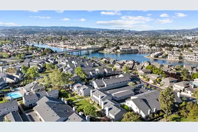 817 Peary Ln, Foster City, CA 94404 - Photo 29