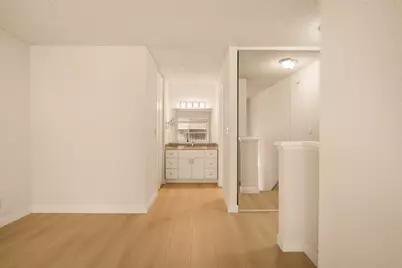 385 Mandarin Dr 11, Daly City, CA 94015 - Photo 17