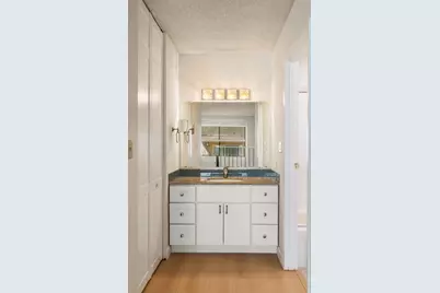 385 Mandarin Dr 11, Daly City, CA 94015 - Photo 13