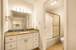 385 Mandarin Dr 11, Daly City, CA 94015 - Photo 13