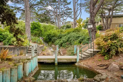 385 Mandarin Dr 11, Daly City, CA 94015 - Photo 25