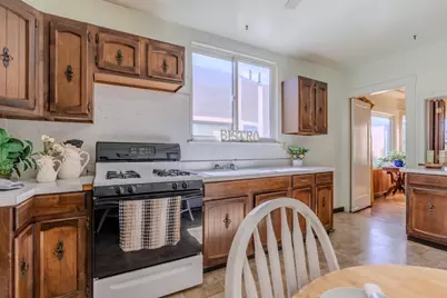 240 Santa Rosa Ave, San Francisco, CA 94112 - Photo 15